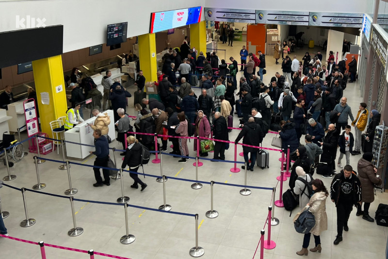 Putnički terminal Aerodroma u Tuzli (Foto: A. K./Klix.ba)