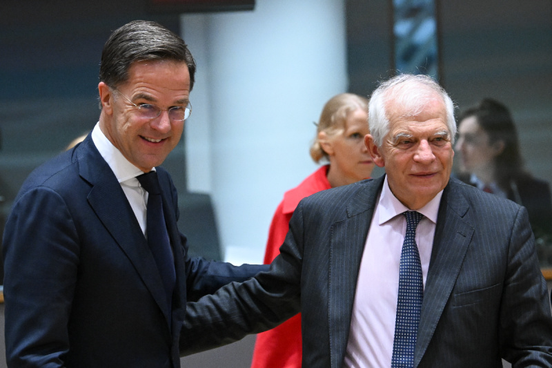 Mark Rutte i Josep Borrell uoči sjednice