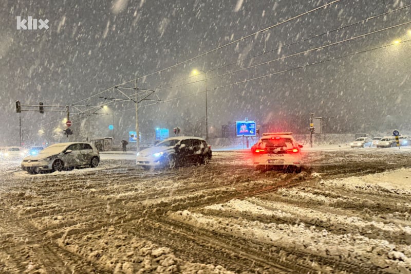 Saobraćajna nesreća u Sarajevu (Foto: Klix.ba)