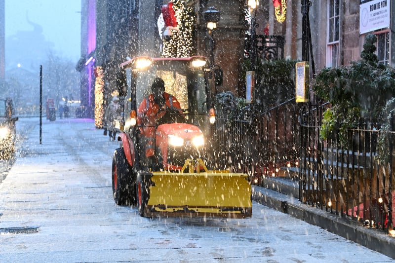 Snijeg u Škotskoj/ Foto: Reuters (Foto: Reuters)