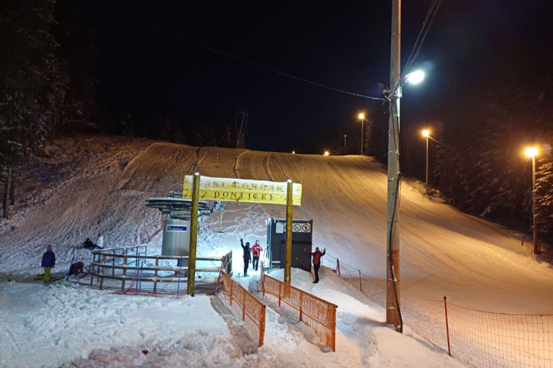 Ponijeri uoči otvorenja skijajna (Foto: JU KSC Kakanj)