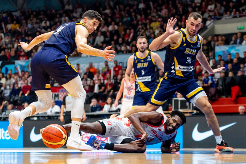 Košarkaši BiH moraju nadoknaditi minus 13 iz prvog meča (Foto: FIBA)