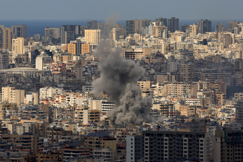 Izrael sedmicama neprestano bombarduje Bejrut (Foto: Reuters)