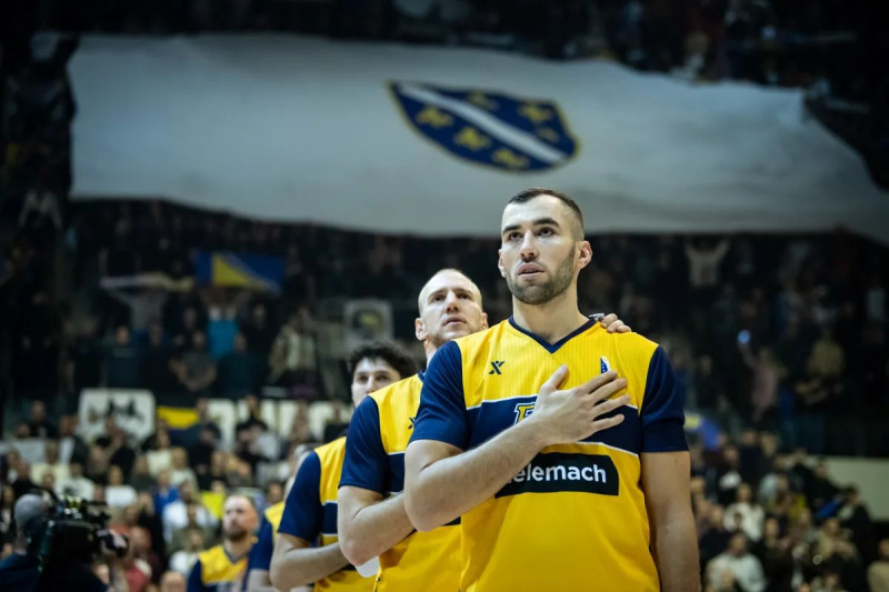 Kenan Kamenjaš je bio prvo ime susreta (Foto: FIBA)