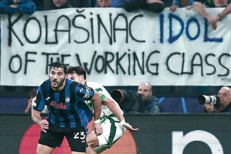 Transparent navijača iza Kolašinca (Foto: Atalanta)