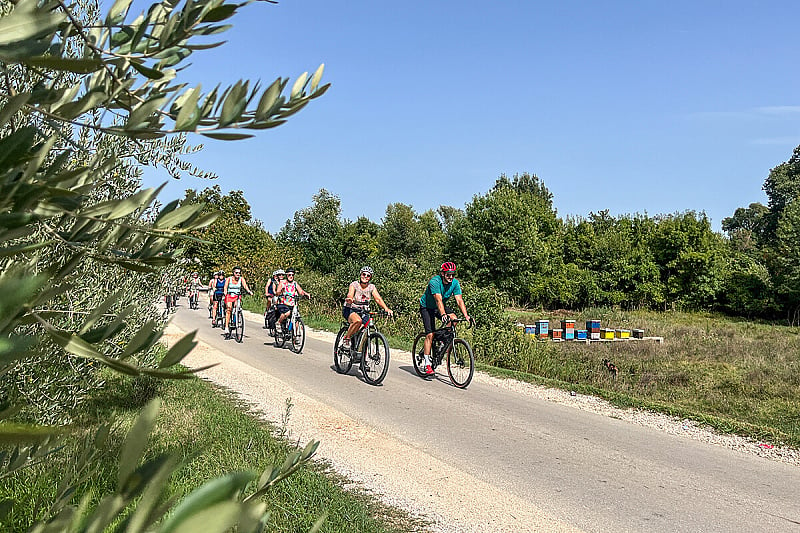 Cikloturizam donosi korist ne samo turoperatorima i entuzijastima, već i lokalnom stanovništvu