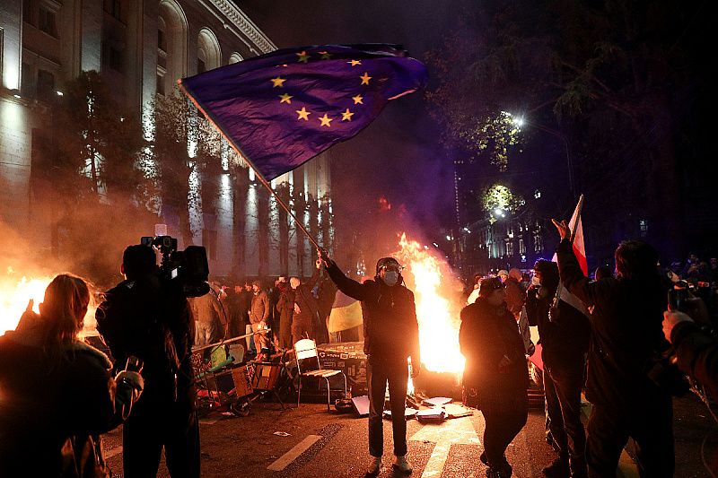 Protesti u Gruziji (Foto: Reuters)