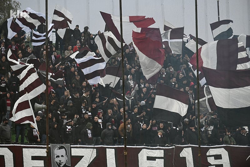 Horde zla su kratko bile na stadionu (Foto: T. S./Klix.ba)