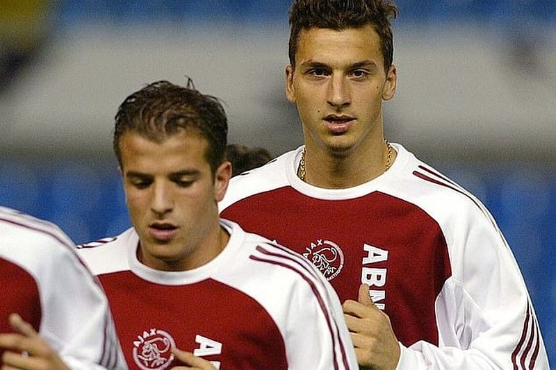 Van der Vaart i Ibrahimović u dresu Ajaxa (Foto: Twitter) (Foto: Reuters)