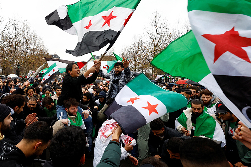 Slavlje Sirijaca u Parizu; Foto: Reuters (Foto: Reuters)