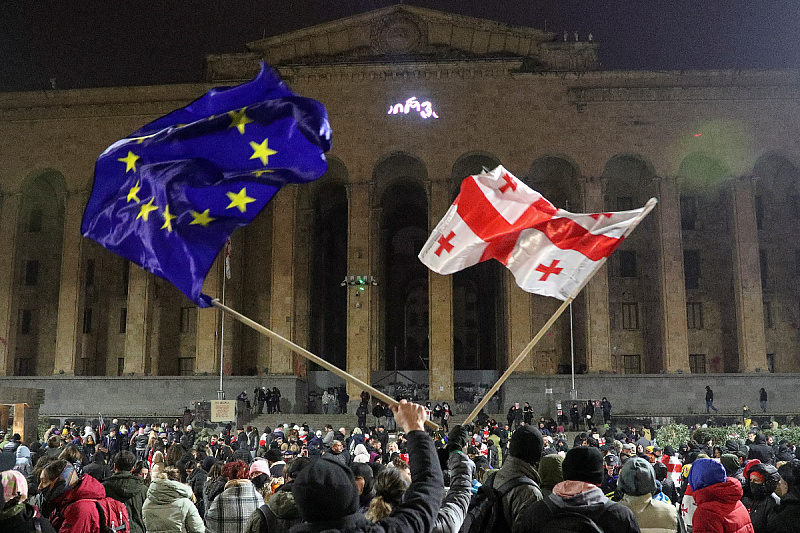 Protesti traju već nekoliko sedmica (Foto: Reuters)