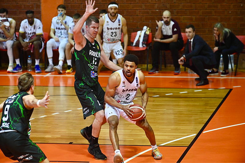 Duel u vrlo lijepoj atmosferi u Skenderiji (Foto: T. S./Klix.ba)