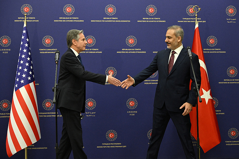 Antony Blinken i Hakan Fidan (Foto: Reuters)