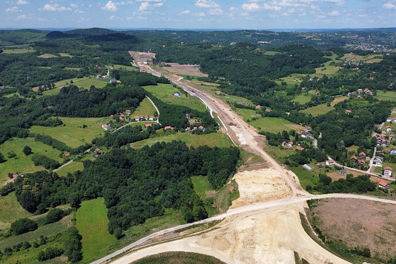 Trasa puta kod Tešnja (Foto: E. M./Klix.ba)