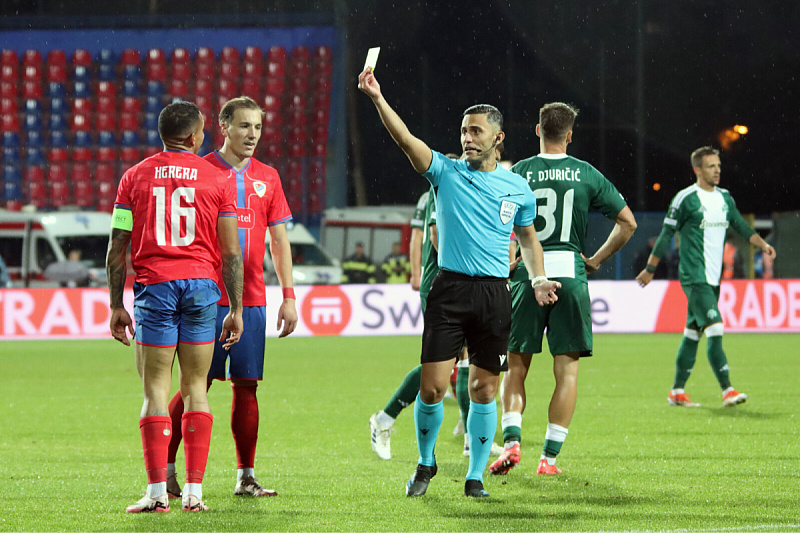 Igrači Borca su dobili samo 13 žutih kartona (Foto: EPA-EFE)