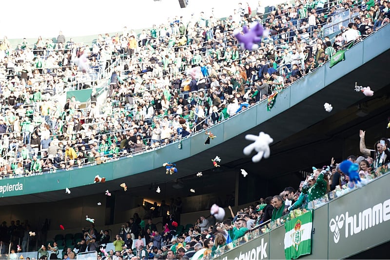 Navijači pokazali solidarnost (Foto: Betis)