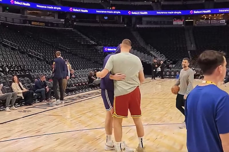 Jokić i Nurkić gaje veliko poštovanje (Foto: Screenshot)