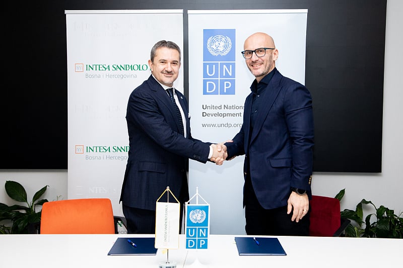 Intesa Sanpaolo Banka i UNDP