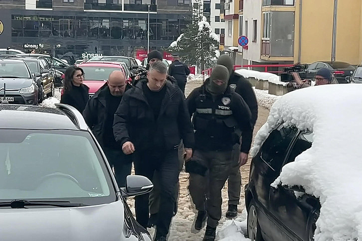 Nenad Nešić prilikom privođenja u Policijsku stanicu Istočno Sarajevo (Foto: BN TV)