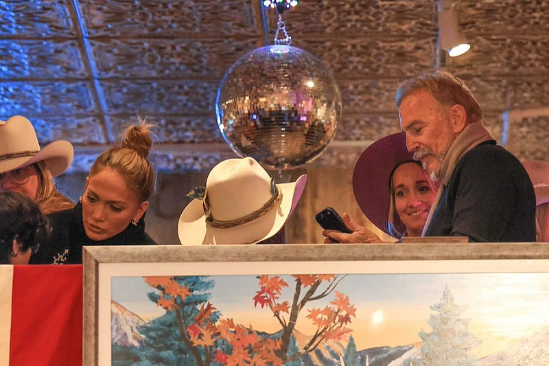 Jennifer Lopez i Kevin Costner Foto: Twitter