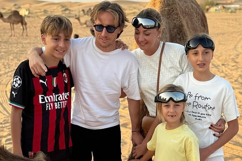 Modrić s porodicom na odmoru (Foto: Instagram)