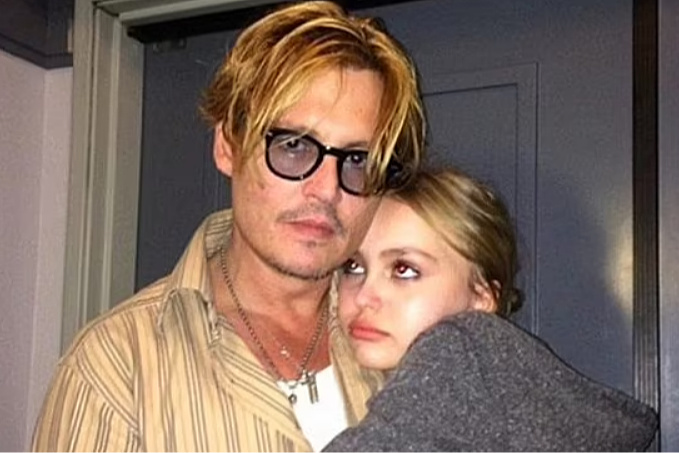 Ohnny Depp i Lily-Rose Depp (Foto: Instagram)