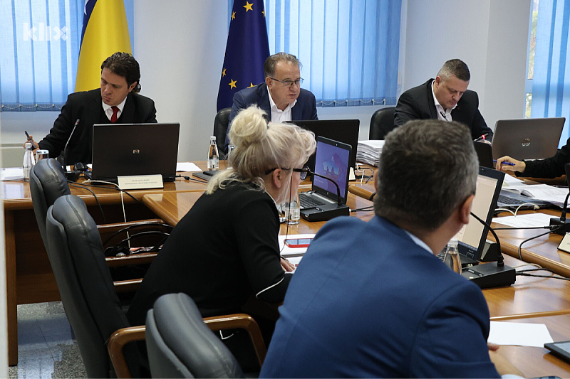 Rukovodstvo Vlade Federacije Bosne i Hercegovine (Foto: FENA)