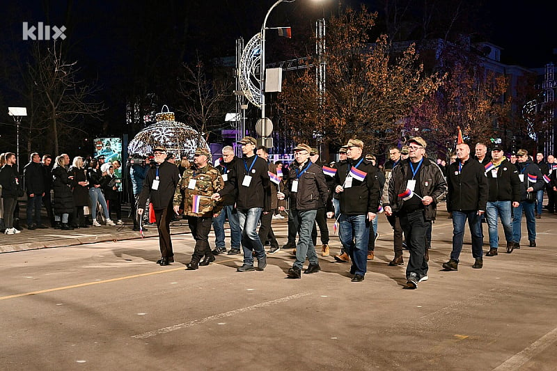 Defile na ulicama Banje Luke (Foto: V. D./Klix.ba)