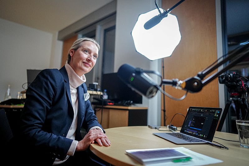 Alice Weidel je imala prijateljski tretman tokom "intervjua" s Muskom (Foto: Reuters)