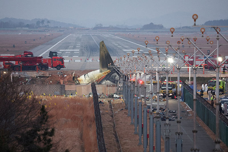 Uništeni avion (Foto: Reuters)