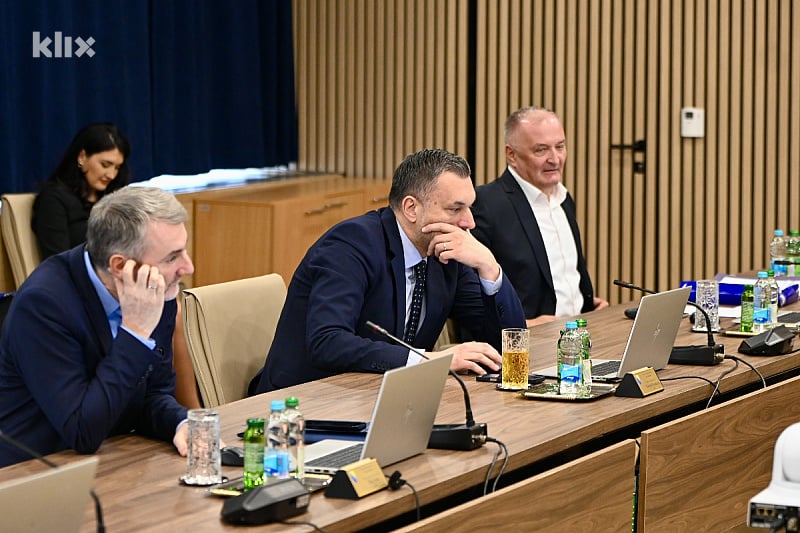 Elmedin Konaković i Borjana Krišto će odgovarati na pitanja vezana za otkazivanje samita EU - Zapadni Balkan (Foto: V. D./Klix.ba)