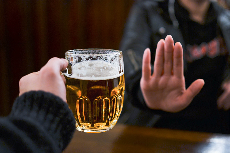 Konzumiranje alkohola može usporiti rad mozga (Foto: Shutterstock)