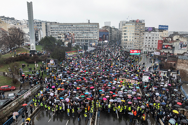 Sedmicama traju masovne demonstracije u organizaciji studenata (Foto: Reuters)