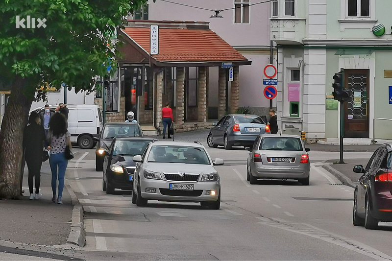 Iz Tešnja naveli da je 16 radnika otpušteno zbog primjene "neradne nedjelje" (Foto: E. M./Klix.ba)