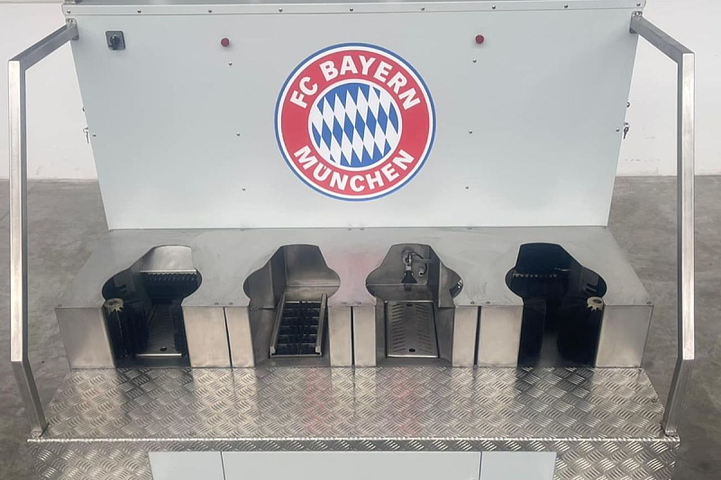 Speedy cleaner u prostorijama Bayerna (Foto: Facebook)