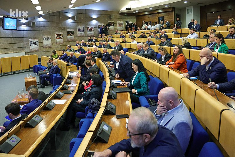 Današnja sjednica Zastupničkog doma Parlamenta Federacije BiH (Foto: I. L./Klix.ba)