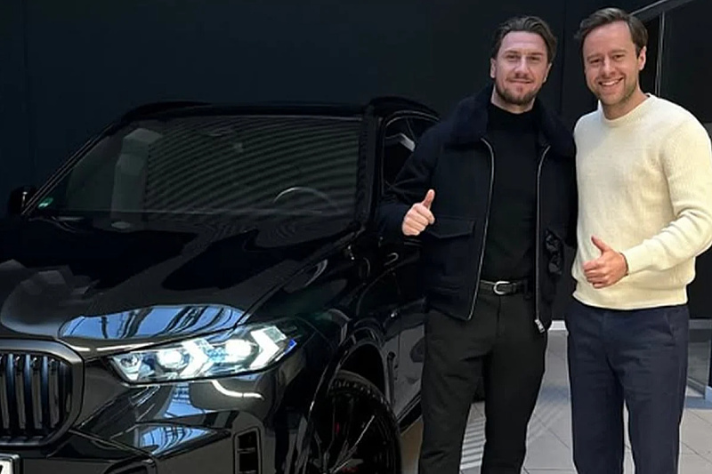 Bičakčić pokazao svoj novi automobil (Foto: Instagram)