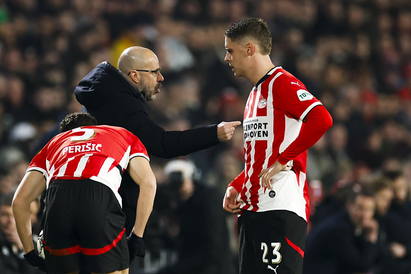 Peter Bosz ima velike probleme u posljednje vrijeme (Foto: EPA-EFE)