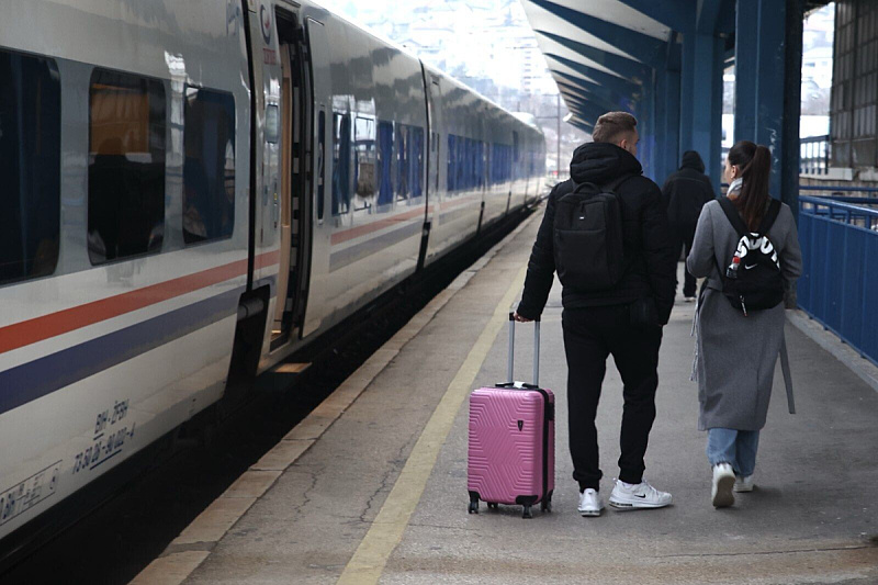 Pauza za željeznički saobraćaj na ovoj relaciji je trajala četiri mjeseca (Foto: FENA)