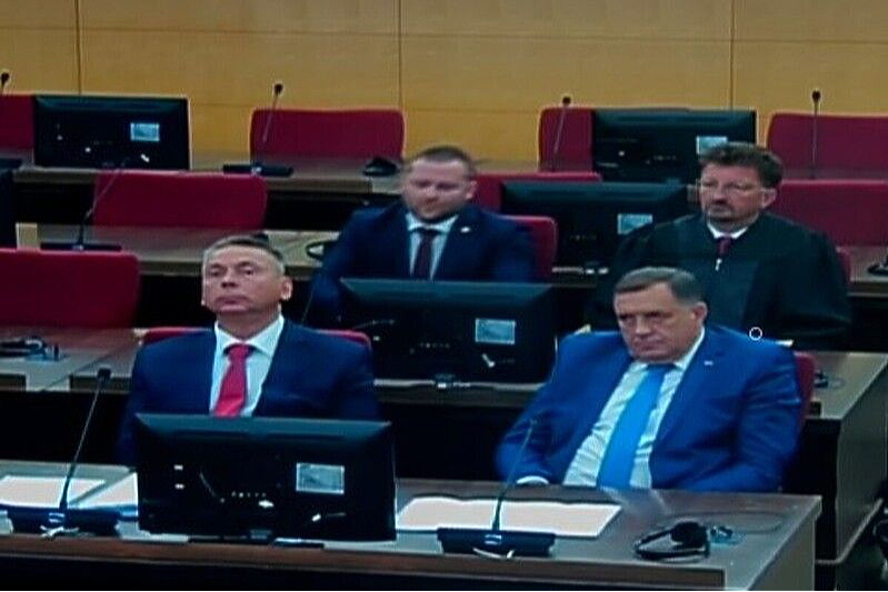 Milorad Dodik u sudnici