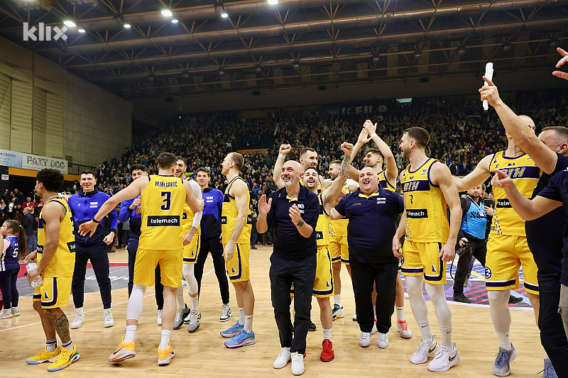 Slavlje košarkaša BiH poslije plasmana na Eurobasket (Foto: I. Š./Klix.ba)