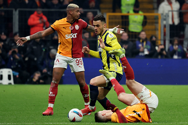 U Istanbulu se igra veliki gradski derbi (Foto: Reuters)