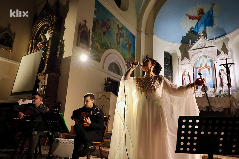 Koncert Maje Milinković u crkvi Presvetog Trojstva (Foto: I. Š./Klix.ba)