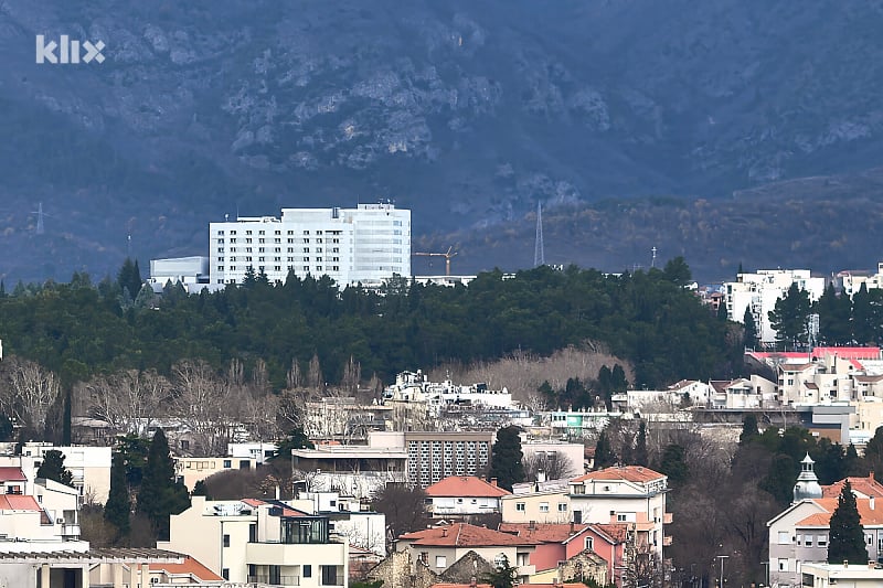 Iako je još uvijek životno ugrožen, liječnici bilježe pozitivne reakcije u liječenju (Foto: E. M./Klix.ba)