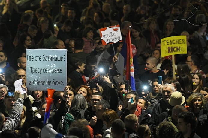 Protest Sretnimo se ispred tužilaštva sa porukom "Nećemo hapšenja" Foto:Amir Hamzagić/Nova.rs