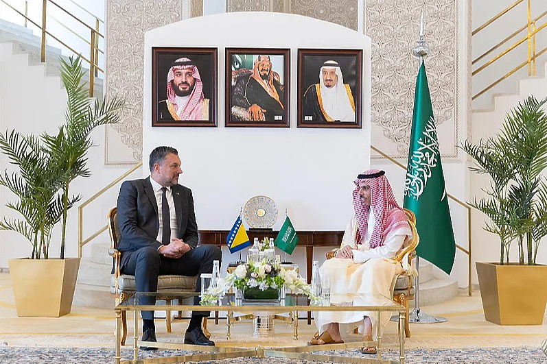 Elmedin Konaković i Faisal bin Farhan Al-Saud