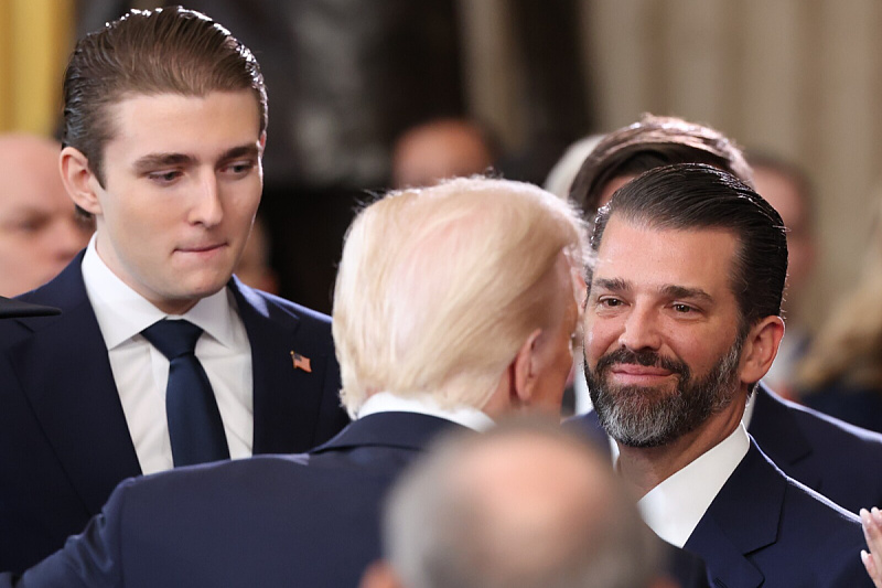 Donald Trump, Donald Trump Jr. i Barron Trump (Foto: EPA-EFE)