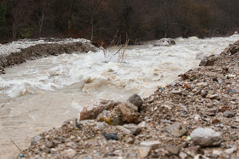 Zatvorena cesta Jablanica - Blidinje (Foto: I. L./Klix.ba)