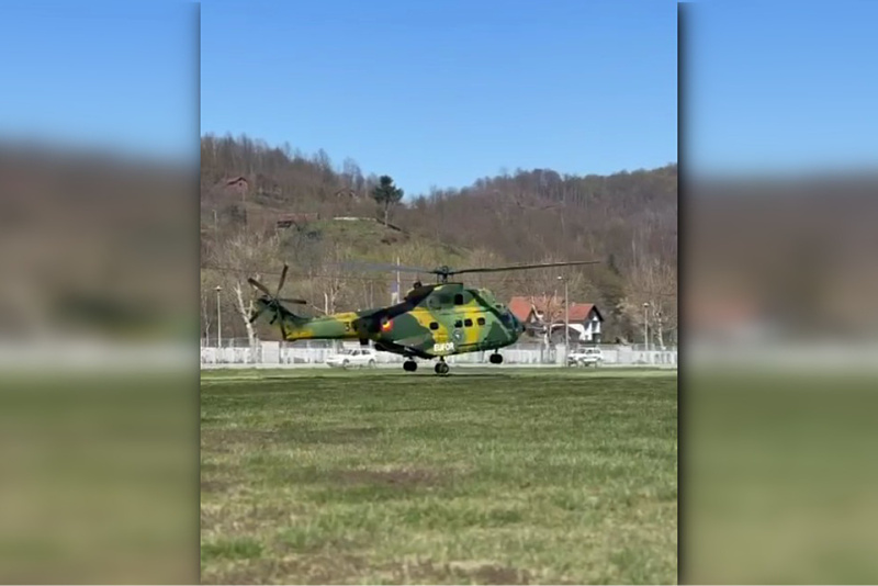 EUFOR-ov helikopter u Potočarima