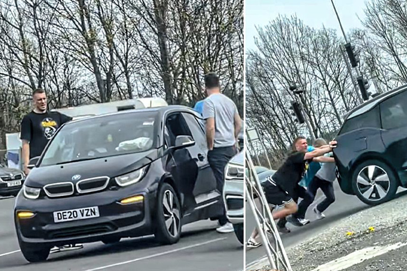 Burn pomaže drugom učesniku u saobraćaju (Foto: Twitter)